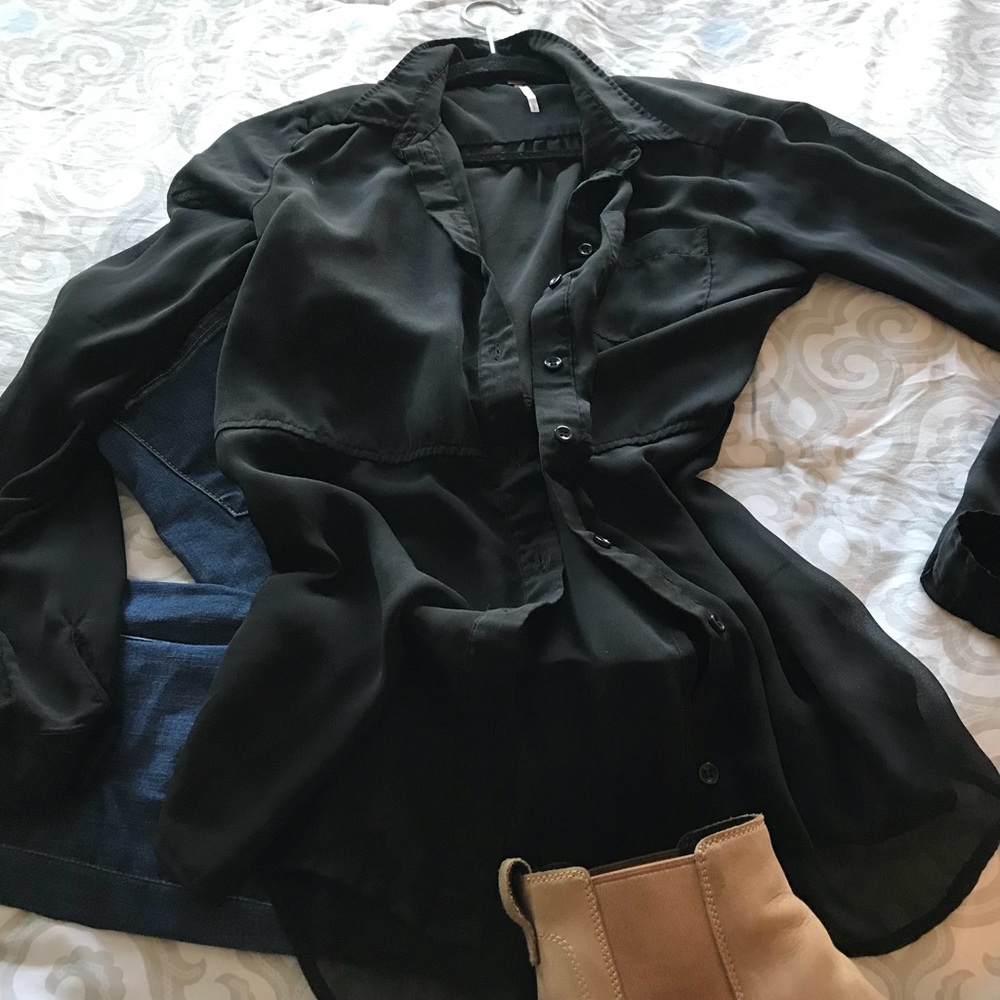 Free people black button down sheet bottom tunic s